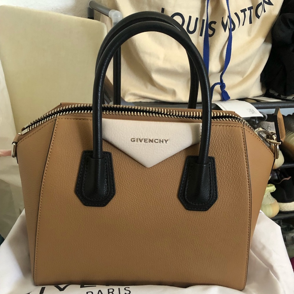 Givenchy antigona small